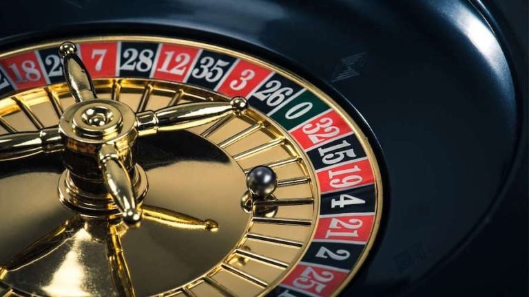 win 4 slot game ready to play on a mobile phone in the Philippines